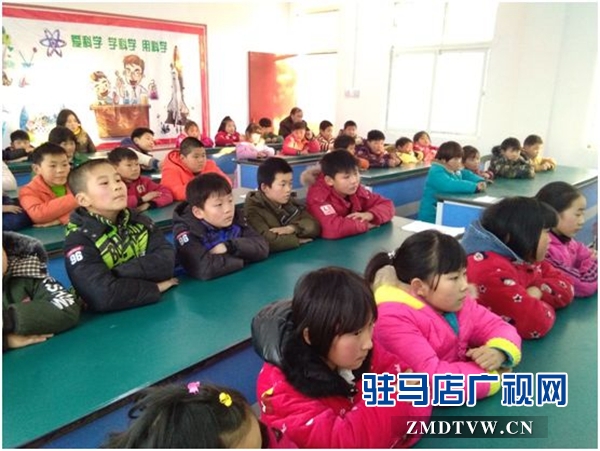 汝南縣張樓鎮：小手拉大手 共走小康路