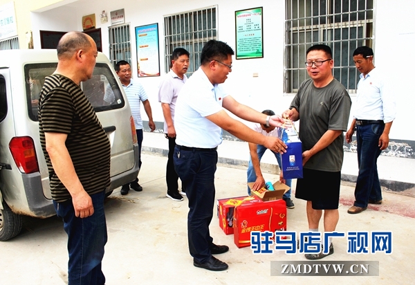 汝南縣“伏天”給扶貧第一書記送“清涼”