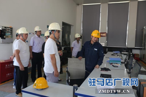 泌陽縣邀請媒體走進電網看供電保障