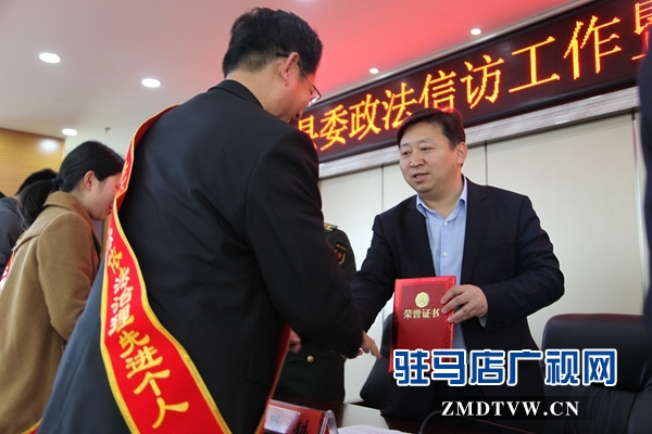 確山：以群眾喜聞樂(lè)見(jiàn)的方式普及開(kāi)展好掃黑除惡宣傳活動(dòng)