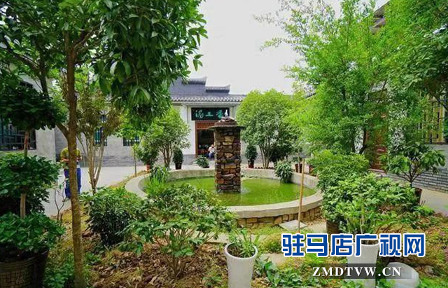 板店村有座藝術館 村民家門口欣賞高雅藝術