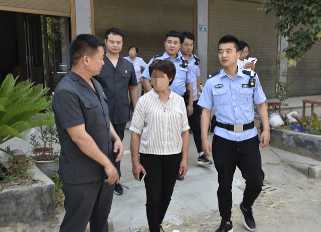 泌陽縣法院開展集中執行活動  12名“老賴”被抓捕