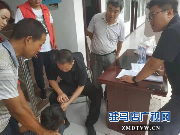 駐馬店 “天翼基金”肢殘救助活動到泌陽義診