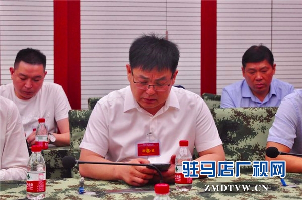 駐馬店市企業擁軍優屬協會會長、青商會會長、鵬宇集團創始人總裁朱新紅率隊開展八一建軍節慰問活動