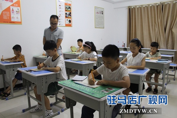 硬筆書法成為孩子們的暑假&ldquo;必修課&rdquo;