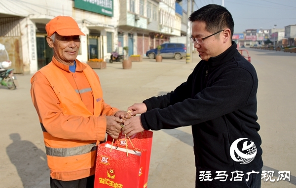 正陽縣永興鎮大力倡導為民服務辦好事