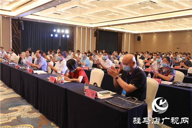 平輿縣召開白芝麻產業高質量發展大會暨產業發展研討會