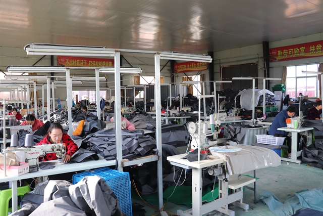 汝南縣板店鄉：家門口就業讓群眾走穩脫貧致富路