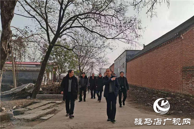 泌陽(yáng)縣下碑寺鄉(xiāng)扎實(shí)開展人居環(huán)境綜合整治集中觀摩活動(dòng)助推脫貧攻堅(jiān)