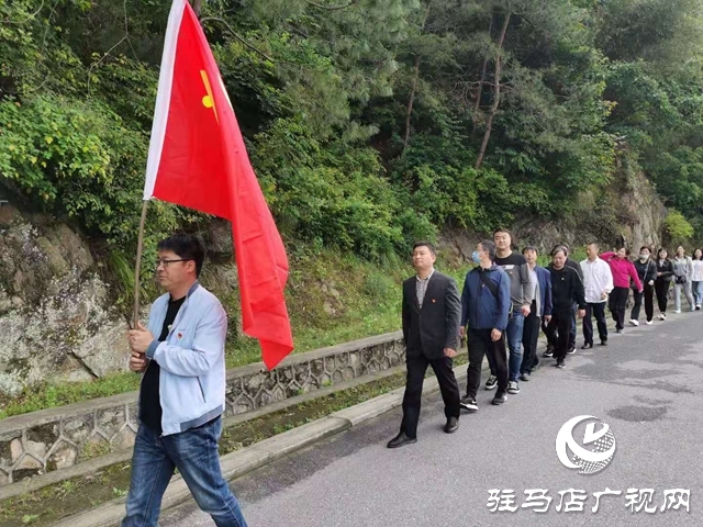 泌陽縣行政服務(公共資源交易)中心開展紅色主題教育活動