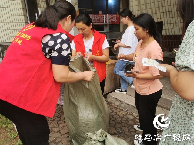 汝南：學黨史 辦實事  “郵”我護航校園包裹