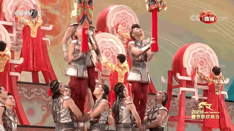 全網刷屏！兔年春晚這10個瞬間，絕美！