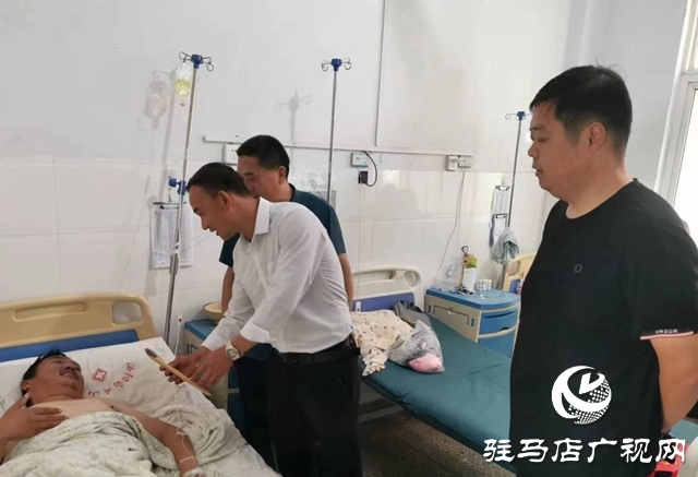 泌陽縣王店鎮老林村：愛心捐款顯真情 眾人共助渡難關