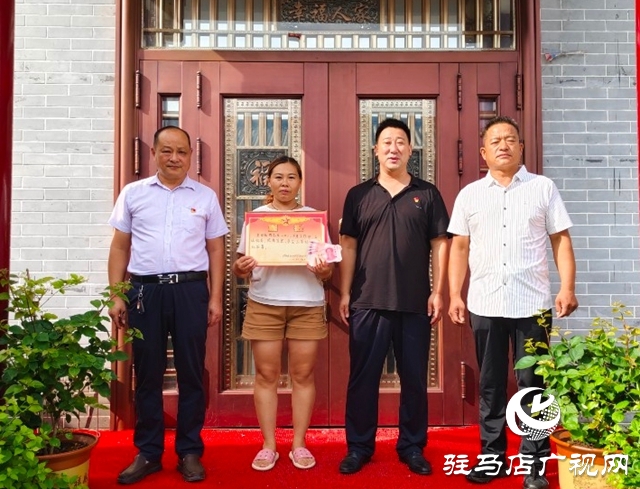 泌陽縣郭集鎮：立功喜報送家門