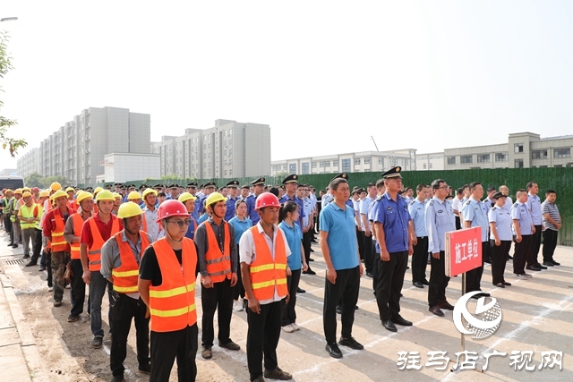  泌陽(yáng)縣舉行第九期&ldquo;三個(gè)一批&rdquo;活動(dòng)暨河南優(yōu)萬(wàn)佳科技創(chuàng)新產(chǎn)業(yè)園項(xiàng)目開(kāi)工儀式