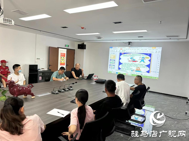 泌陽縣蛟龍救援隊開展應(yīng)急救援知識進(jìn)企業(yè)活動