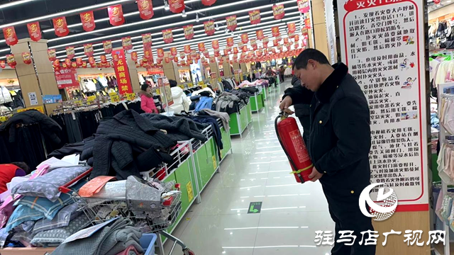 平輿縣十字路鄉(xiāng):推進(jìn)“六查一打”工作 筑牢“平安法治星”