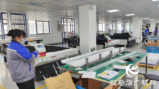 全國兩會精神進基層||河南蘭迪光電科技：堅持創新驅動 為光電行業發展貢獻智慧力量