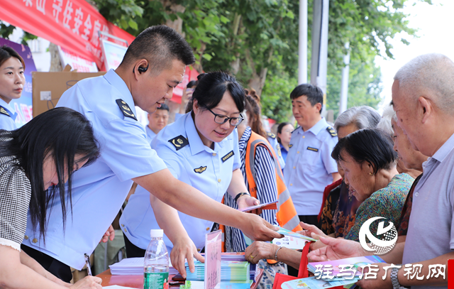 泌陽縣開展&ldquo;安全生產月&rdquo;宣傳活動