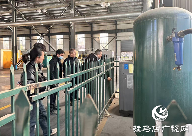 駐馬店市市場監管局高新區分局開展節前綜合檢查