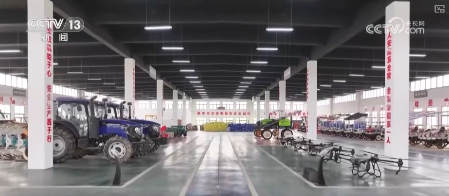 萬(wàn)象“耕”新助力小農(nóng)戶“種好地” 全產(chǎn)業(yè)鏈服務(wù)一“鍵”直達(dá)田間地頭