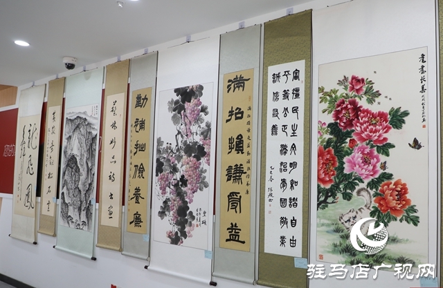 翰墨潤中原 丹青繪泌陽——泌陽縣迎五一書畫攝影展開幕