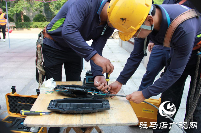 駐馬店移動平輿分公司聯(lián)合鐵塔公司開展汛期應急演練