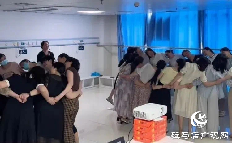 正陽縣人民醫(yī)院護(hù)理部組織開展“用心賦能 健康幸福”團(tuán)體問題管理家實(shí)踐活動(dòng)