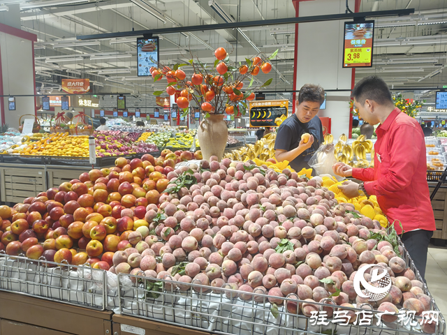 盛夏桃香飄滿城 新鮮實(shí)惠引熱銷