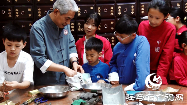  遂平縣:中醫文化進校園 弘揚國粹助成長