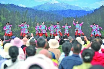 　　一元?jiǎng)?chǎng)，點(diǎn)燃大眾看戲熱情