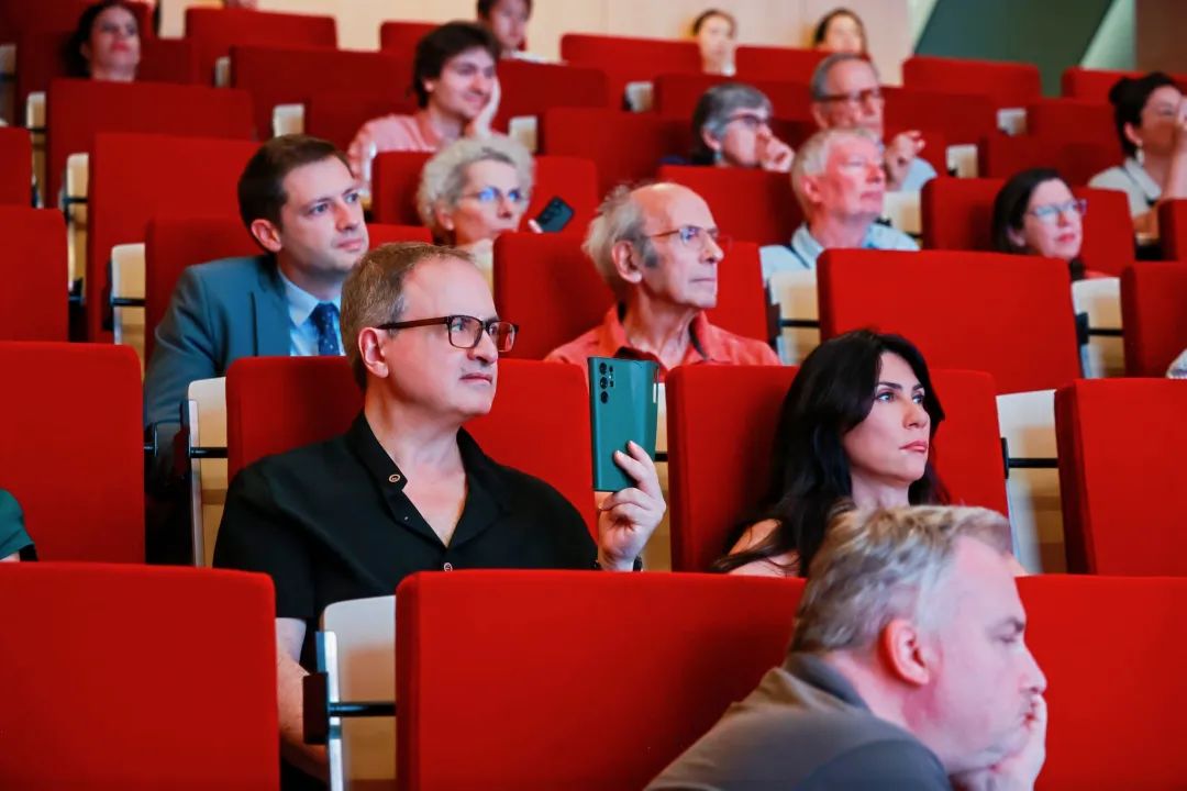 “茶和天下·雅集”暨第30屆上海國際茶文化旅游節歐洲推廣活動在布魯塞爾中國文化中心舉行