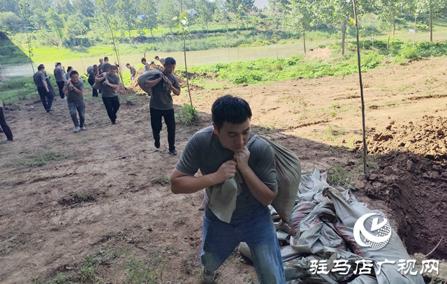 新蔡縣佛閣寺鎮(zhèn):開展防汛搶險應(yīng)急演練 筑牢汛期安全防線