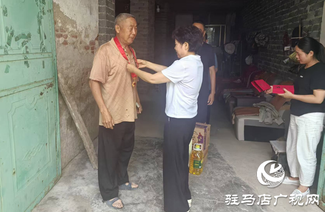 駐馬店經(jīng)濟(jì)開發(fā)區(qū)楊樓村開展&ldquo;慶七一 感恩黨 跟黨走&rdquo;主題黨日活動(dòng)