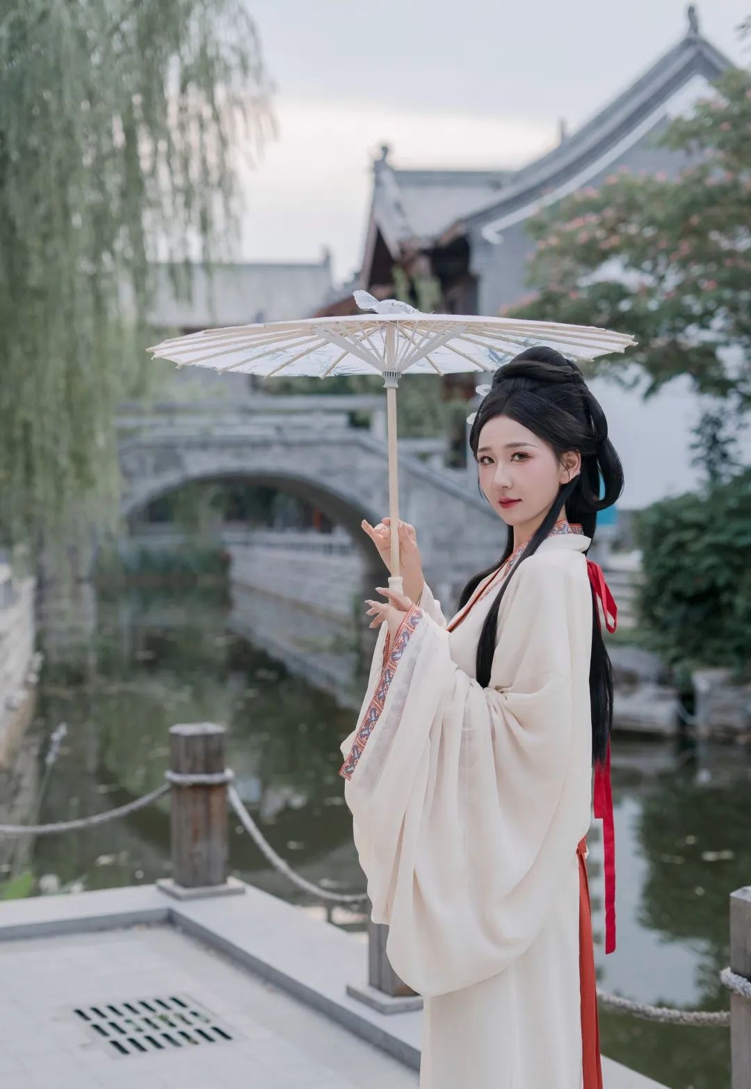 【古城驛站×華服盛世】皇家驛站抖音挑戰賽邀你穿越時空，C位出道！