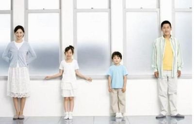 每天靠墻蹲一蹲，只要十幾分鐘，好處很多