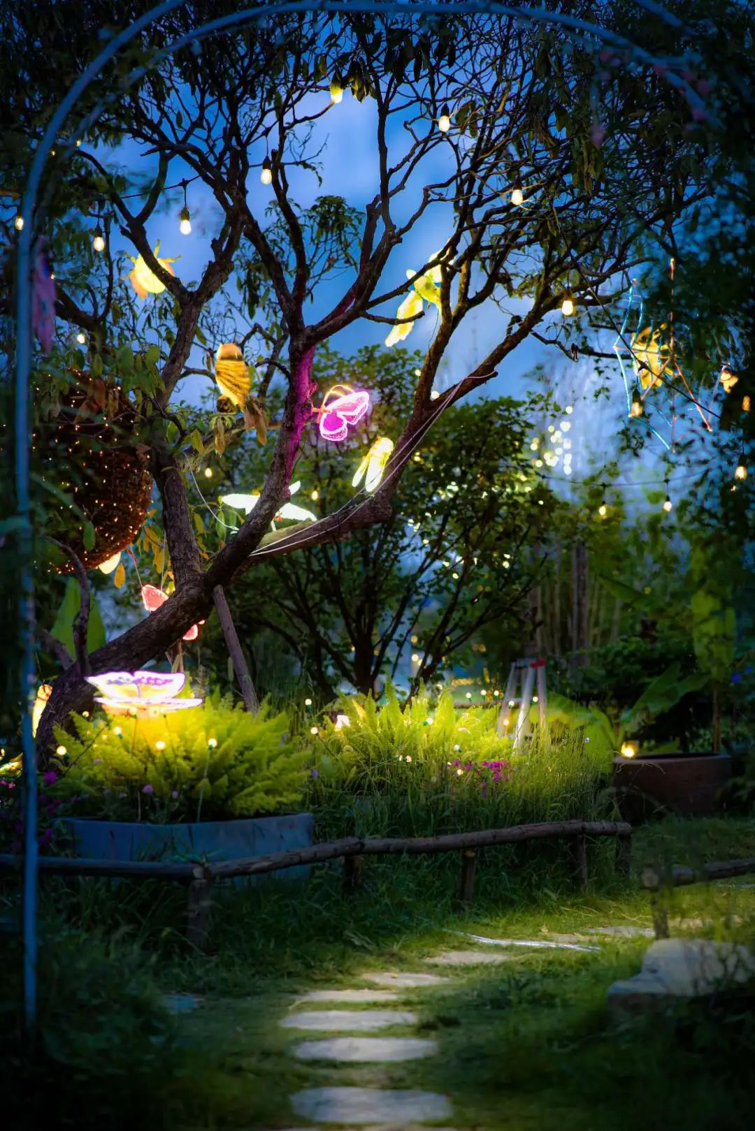 駐馬店消夏季新玩法!棲野城市營地燈光藝術節來襲