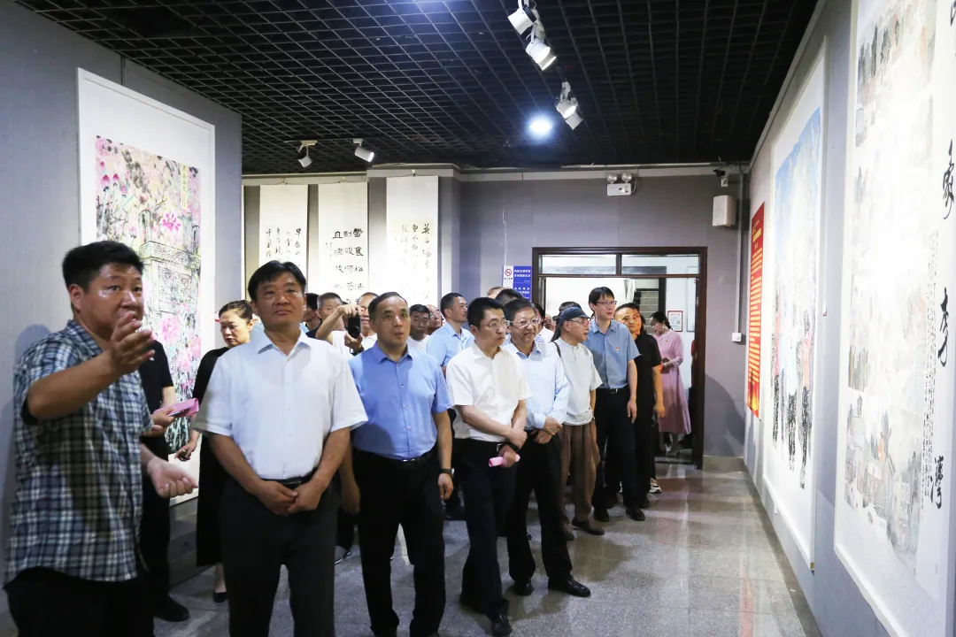 【展訊】紀念抗戰(zhàn)勝利80周年、楊靖宇將軍誕辰120周年美術書法攝影藝術展開幕