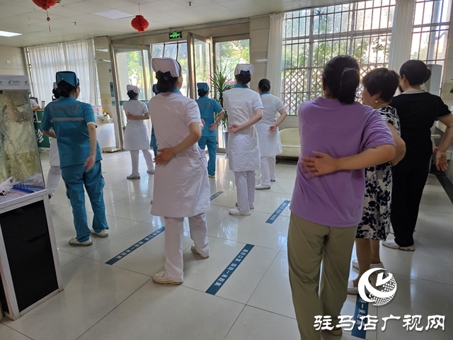 三伏天減脂正當(dāng)時(shí) 跟著白衣天使練健骨操