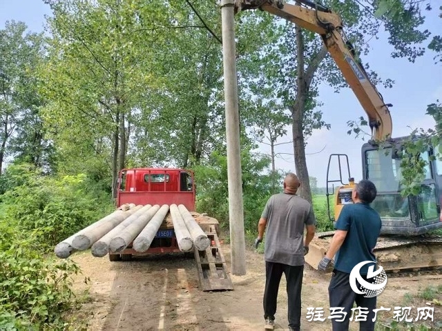 新蔡縣佛閣寺鎮：村民自籌資金 解決抗旱難題