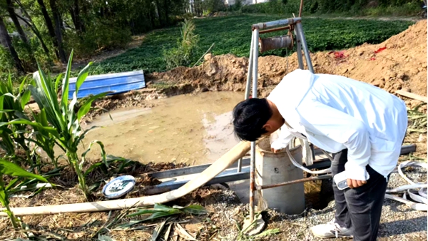 遂平縣車站街道：聚力抗旱保秋 守護顆粒歸倉