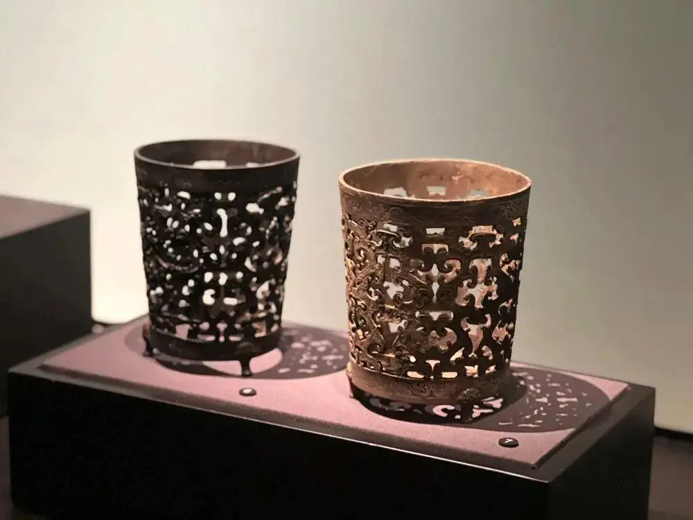 文博日歷丨正值三伏天，推薦你一件戰(zhàn)國(guó)“驅(qū)蚊好物”！