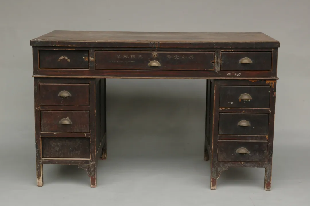 ?文博日歷丨一張辦公桌見證中國戰區受降典禮