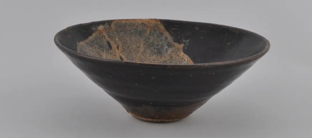 文博日歷丨月白，與秋天更配的釉色找到了