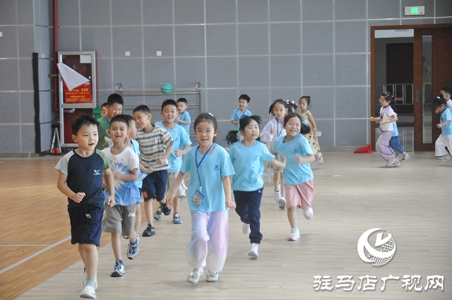 中原銀行駐馬店分行2025暑期愛心托管班圓滿落幕 護航員工子女快樂成長