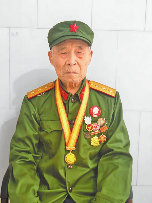 走近抗戰老兵 聆聽烽火歲月