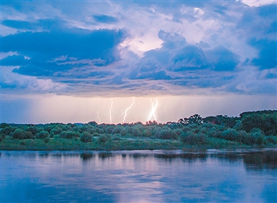 當(dāng)花粉遇上雷暴,敲響哪些健康警鐘?(健談)