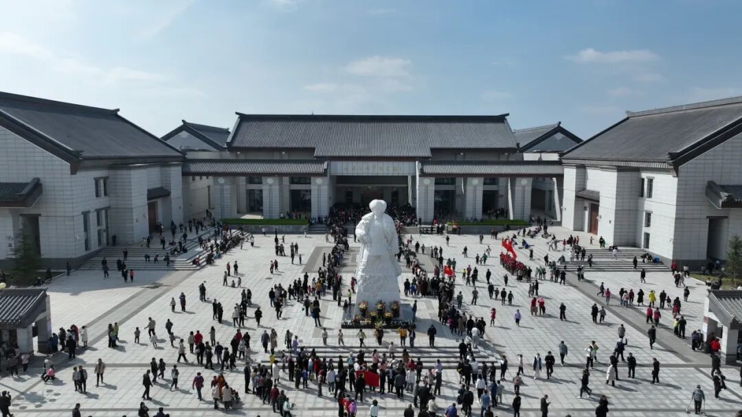 線上展｜銘記烽火鑄忠魂 藝韻傳薪頌英雄——駐馬店市紀念抗戰勝利80周年、楊靖宇將軍誕辰120周年美術書法攝影藝術展（五）