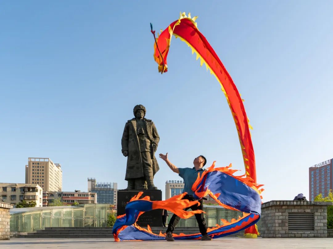 線上展｜銘記烽火鑄忠魂 藝韻傳薪頌英雄——駐馬店市紀念抗戰勝利80周年、楊靖宇將軍誕辰120周年美術書法攝影藝術展（五）