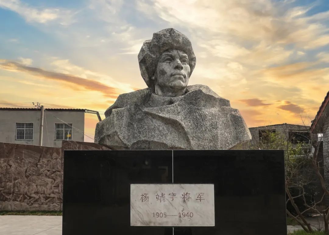 線上展｜銘記烽火鑄忠魂 藝韻傳薪頌英雄——駐馬店市紀念抗戰勝利80周年、楊靖宇將軍誕辰120周年美術書法攝影藝術展（五）